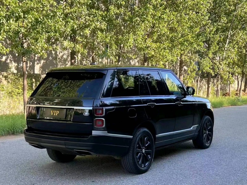 青岛14年路虎揽胜行政8