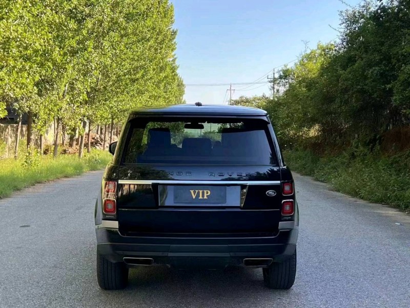 青岛14年路虎揽胜行政9