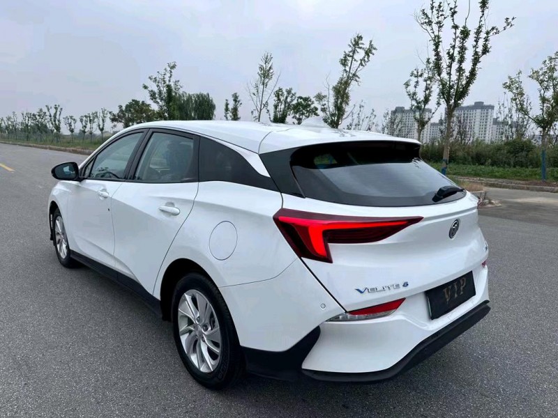 盐城23年别克微蓝8