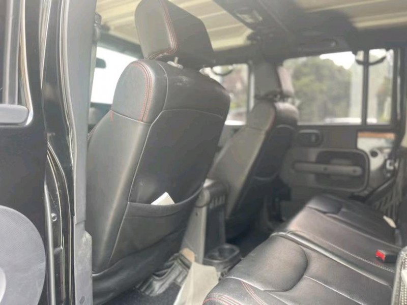 东莞10年Jeep牧马人5