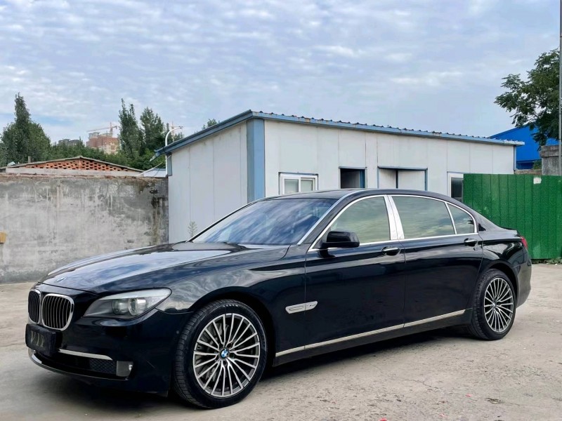 济宁12年宝马7系3