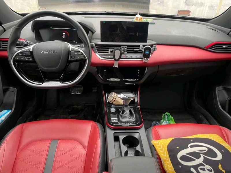 济宁22年东风奕炫4