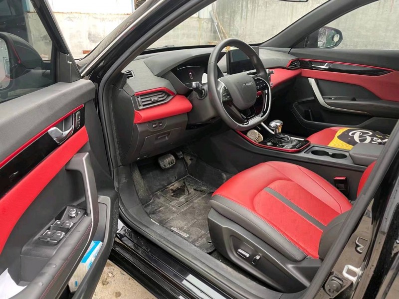 济宁22年东风奕炫5