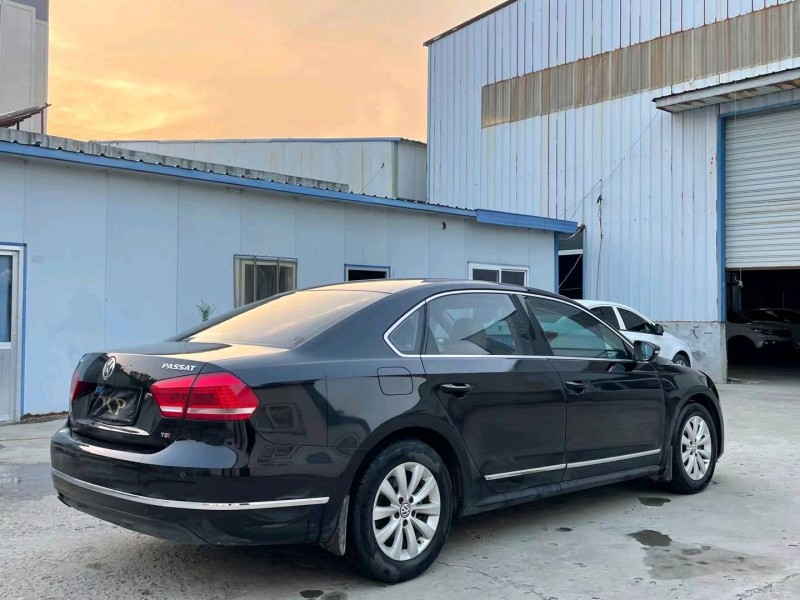 济宁14年大众帕萨特8