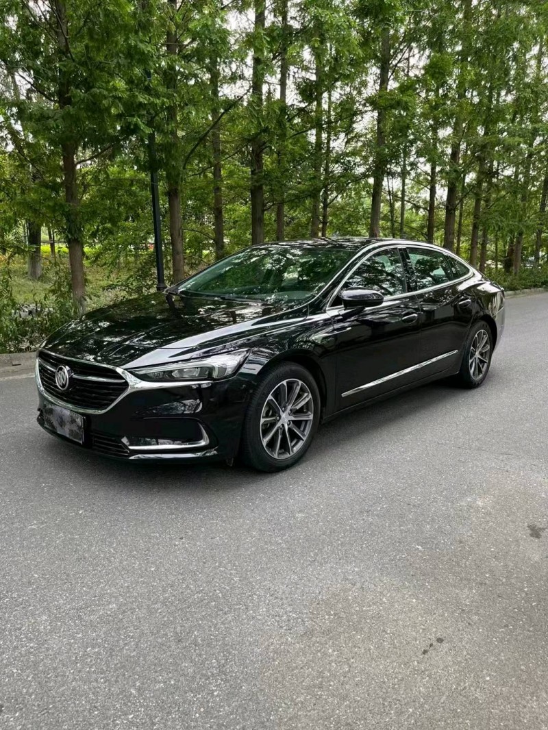 徐州20年别克君越3