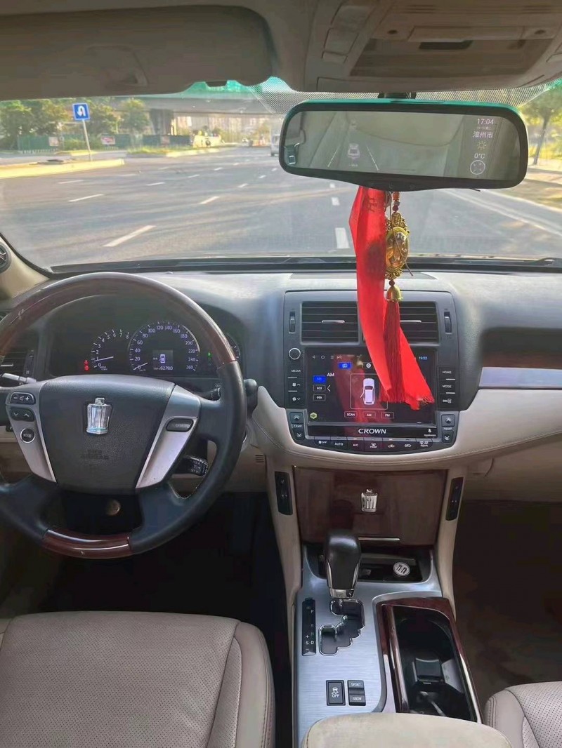 邯郸13年丰田皇冠7