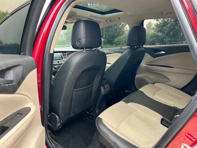 盐城18年别克威朗8