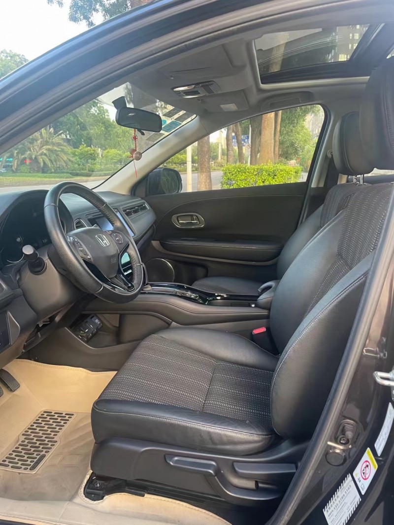 东莞16年本田缤智4