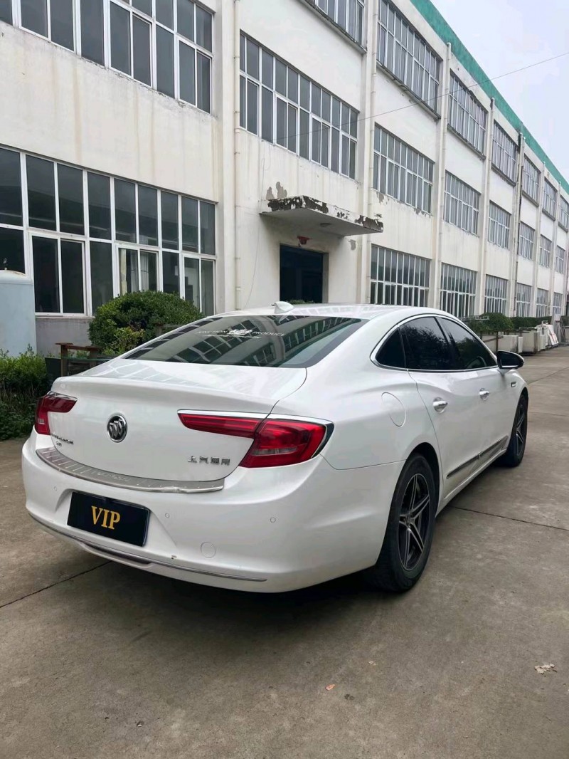 宿迁16年别克君越8