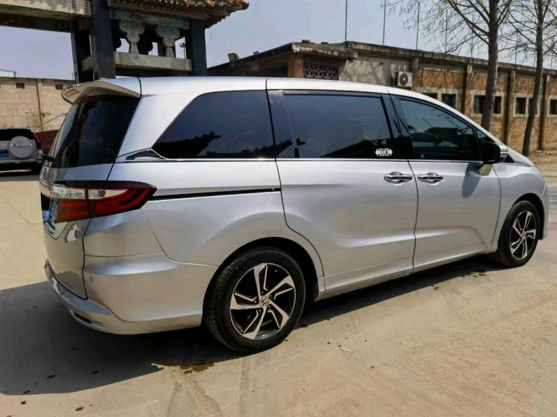 保定15年本田奥德赛7