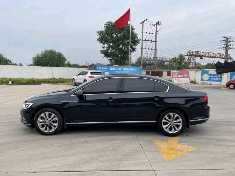 保定17年大众迈腾3