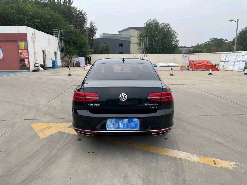 保定17年大众迈腾8