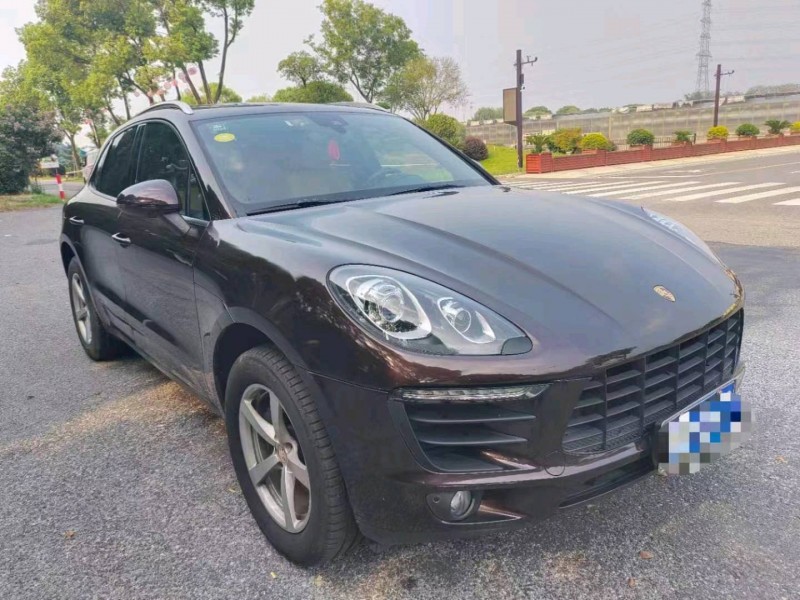 苏州16年保时捷Macan9