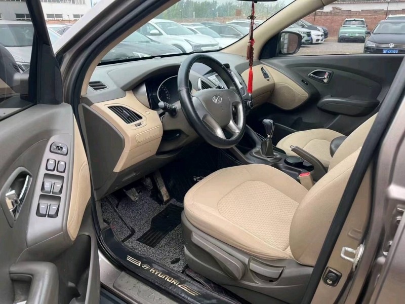 保定12年现代ix352