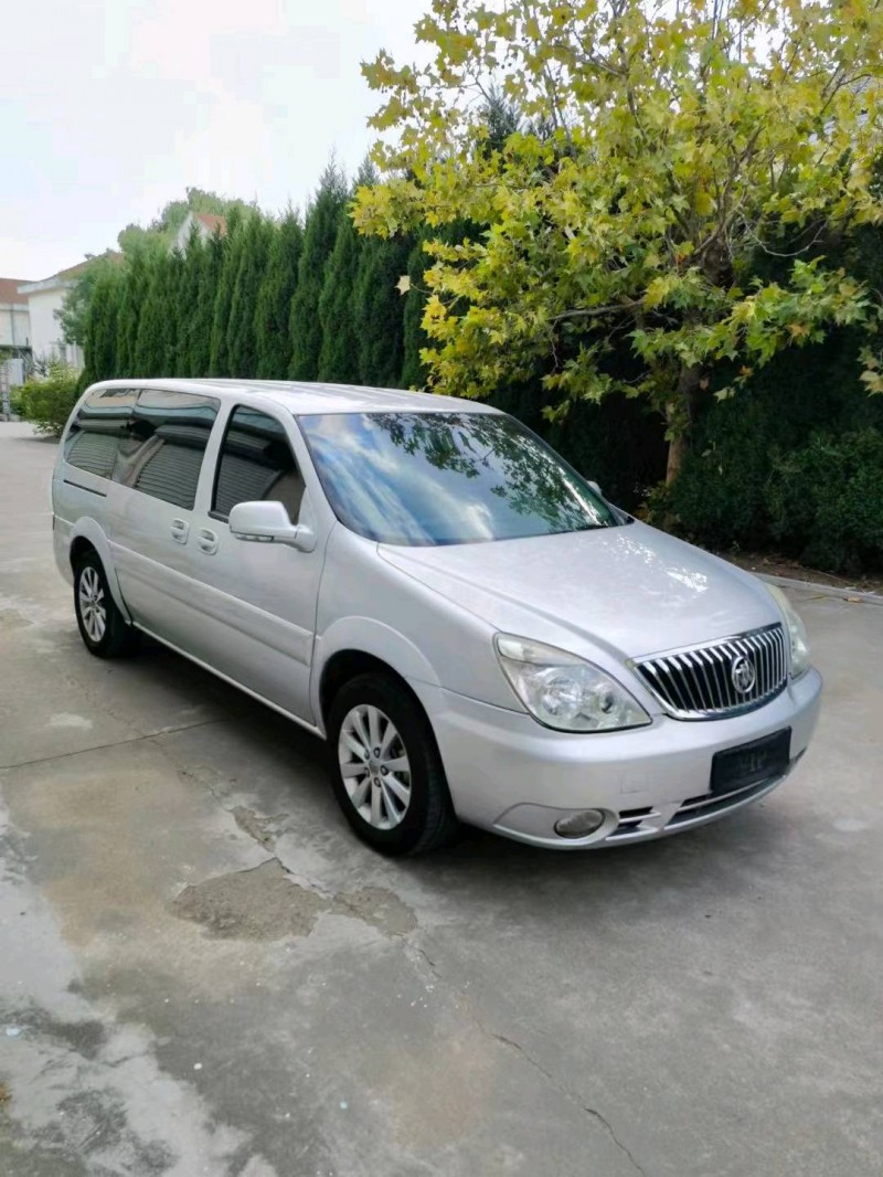 济宁15年别克GL62