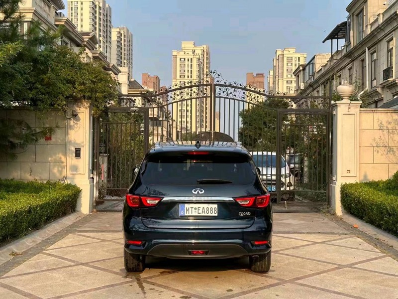 枣庄20年英菲尼迪QX602