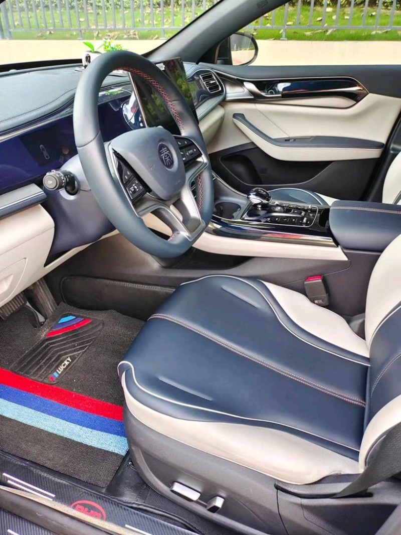 东莞23年比亚迪秦5