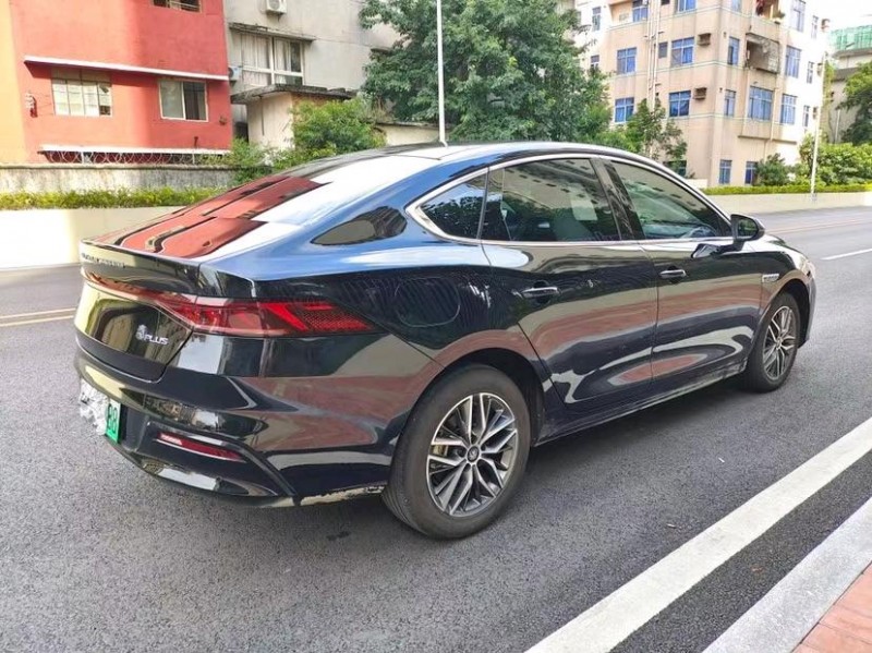 东莞23年比亚迪秦7