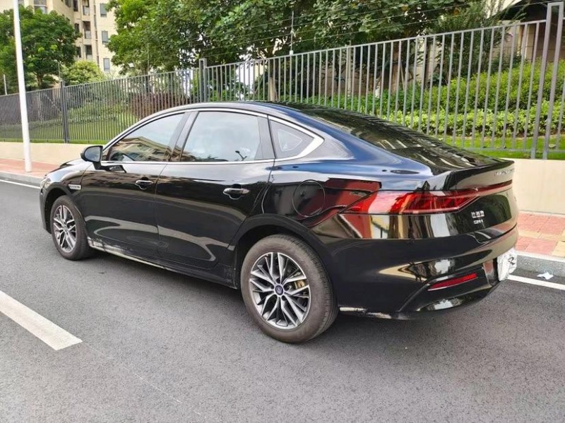 东莞23年比亚迪秦9