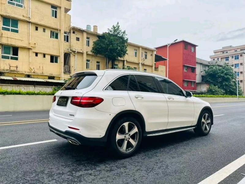 东莞16年奔驰GLC4