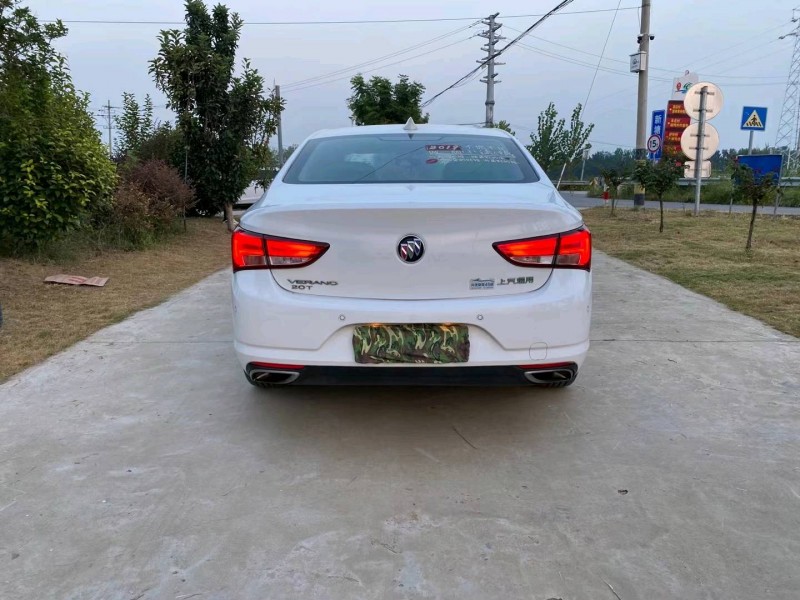 徐州19年别克威朗9