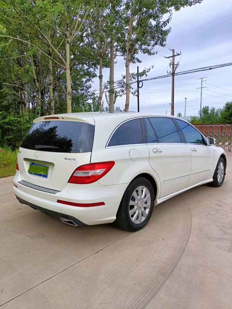 东营12年奔驰R7