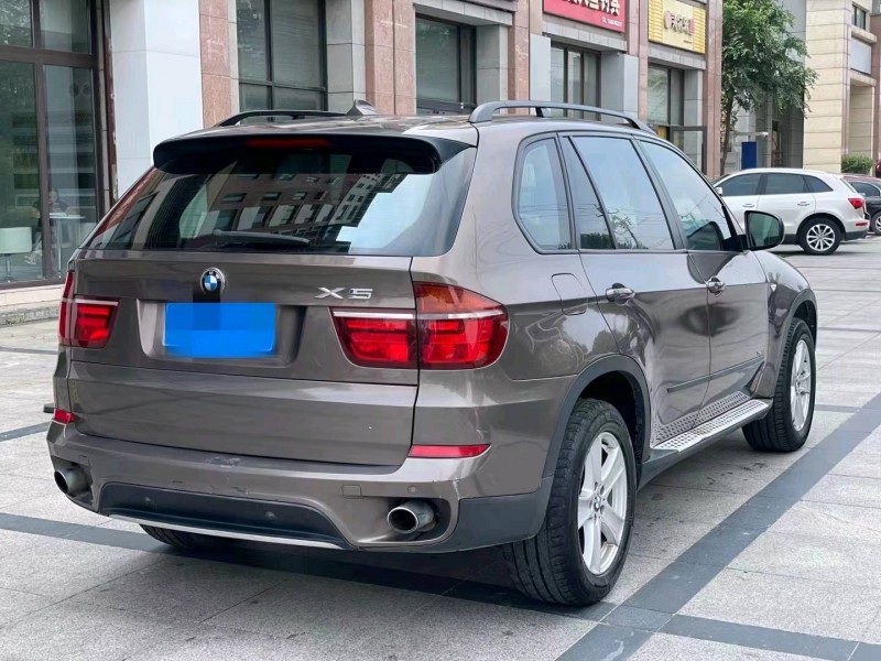 东营12年宝马X57