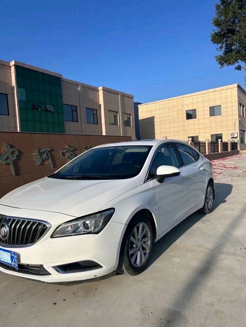 枣庄16年别克威朗3