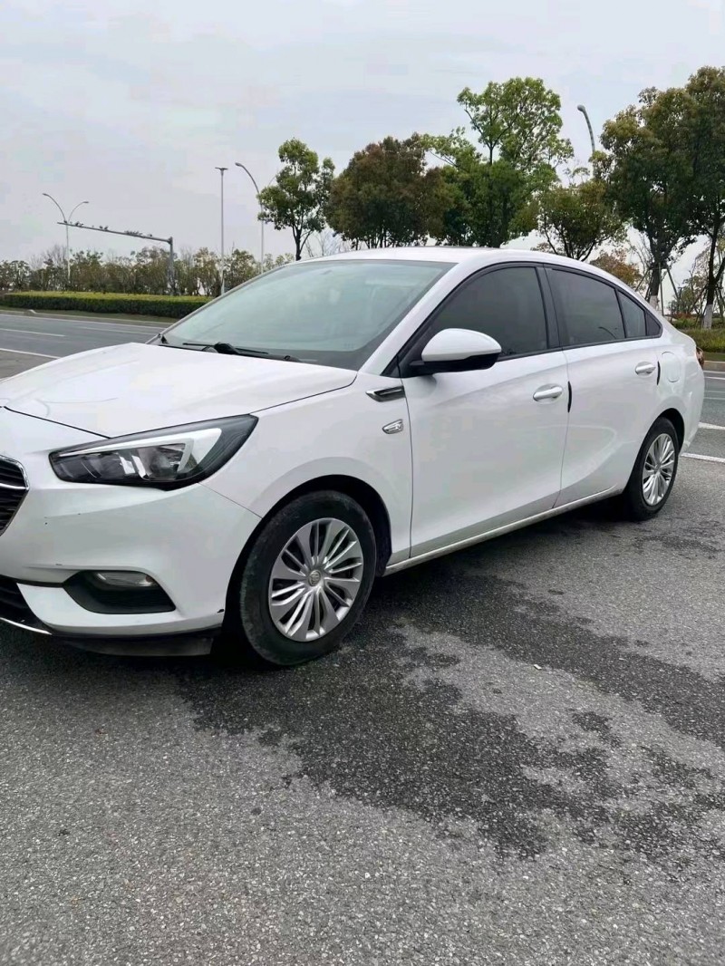 枣庄18年别克凯越2