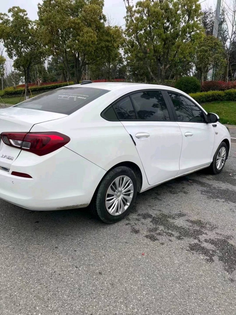 枣庄18年别克凯越9