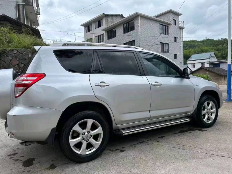 嘉兴12年丰田RAV4荣放6