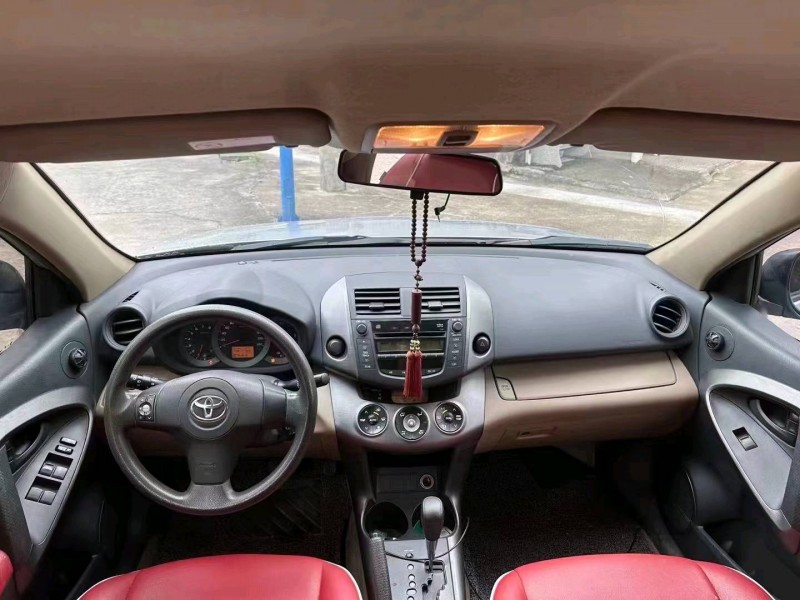 嘉兴12年丰田RAV4荣放8