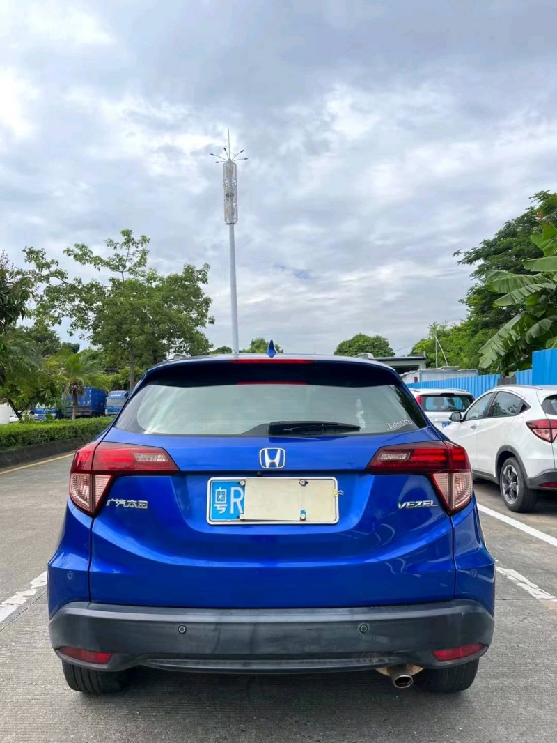 汕头16年本田缤智9