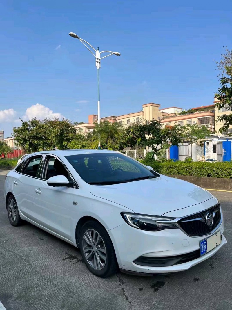 汕头18年别克英朗3