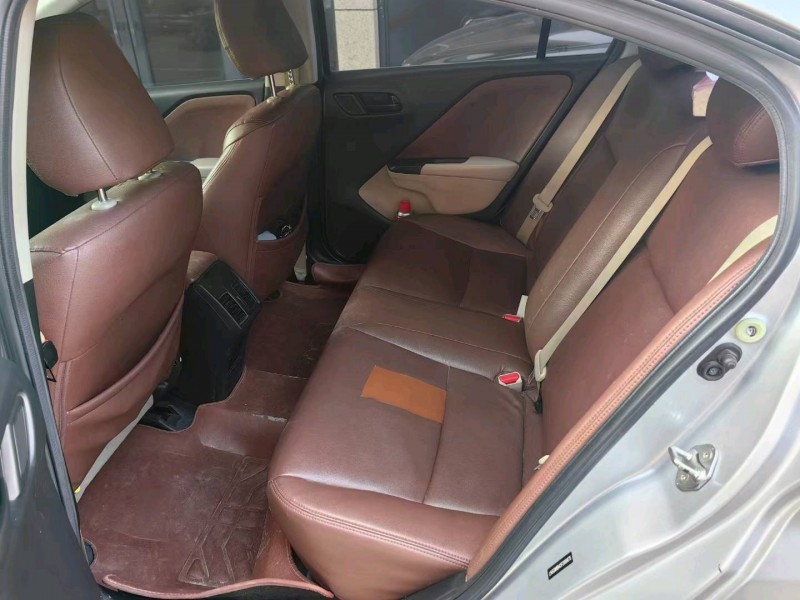 汕头17年本田锋范7