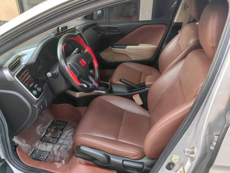 汕头17年本田锋范8