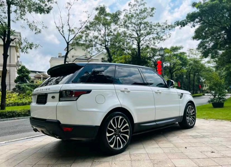 东莞15年路虎揽胜运动4