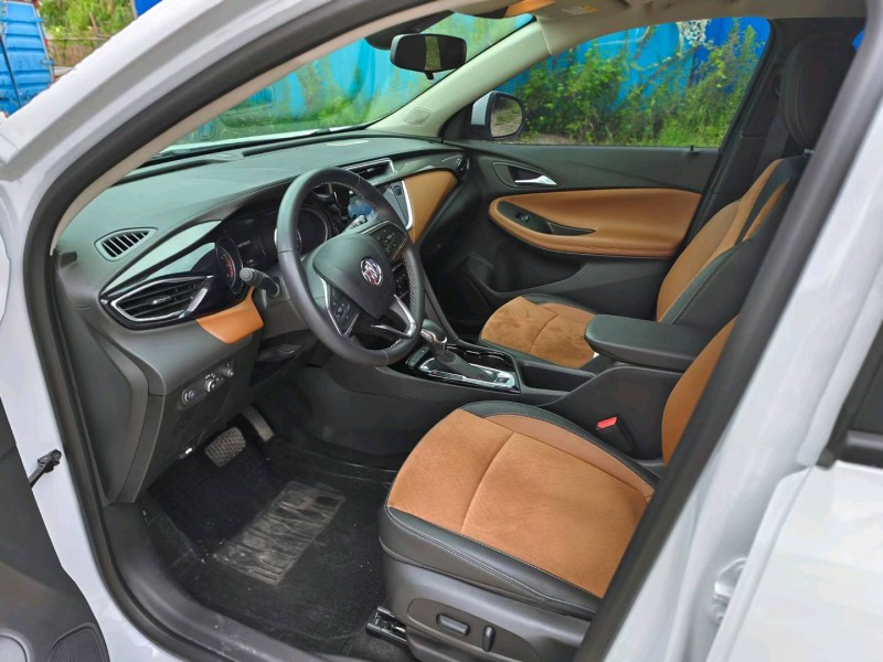 嘉兴22年别克昂科拉5