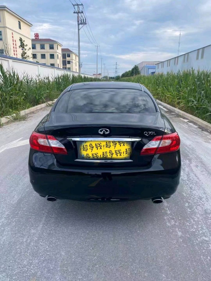 邯郸15年英菲尼迪Q708