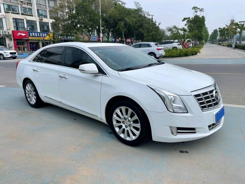 苏州14年凯迪拉克XT53