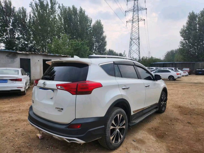 东营15年丰田RAV4荣放7