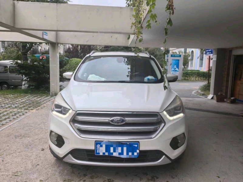 枣庄17年福特翼虎1