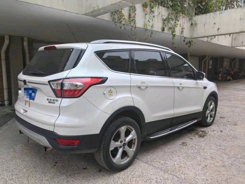 枣庄17年福特翼虎5