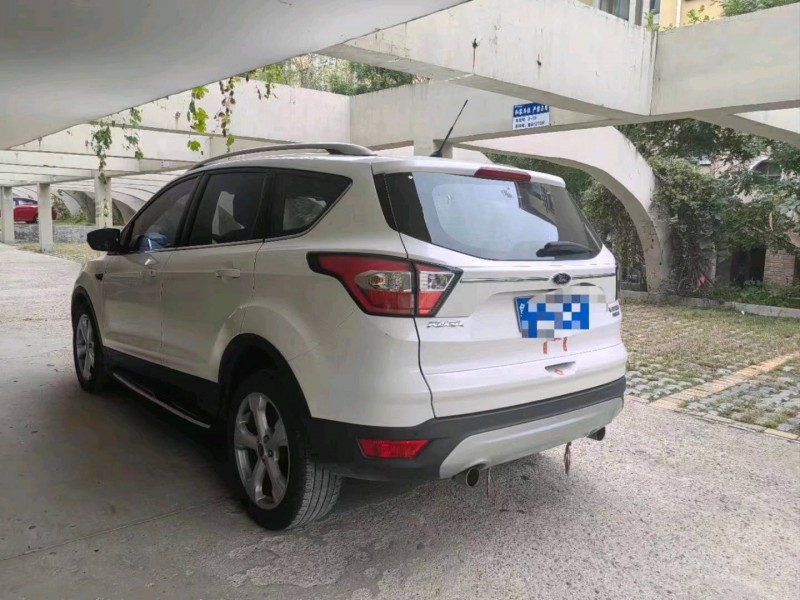 枣庄17年福特翼虎6