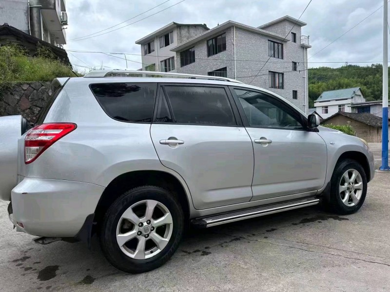嘉兴12年丰田RAV4荣放5