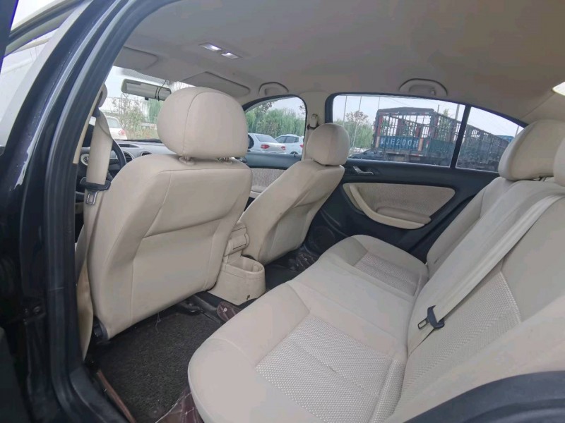 保定12年大众朗逸7