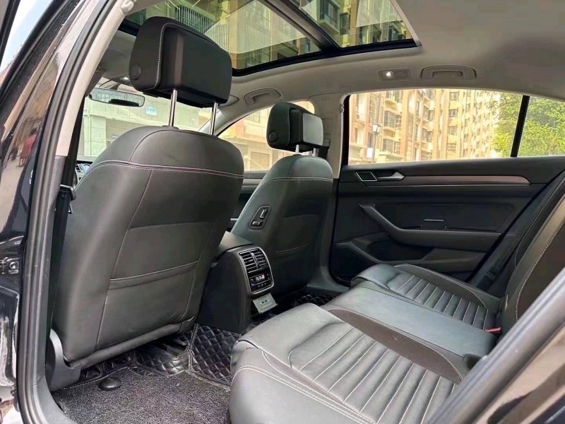 邯郸21年大众迈腾2