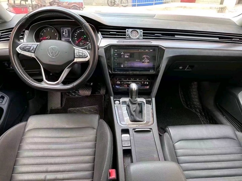 邯郸21年大众迈腾5