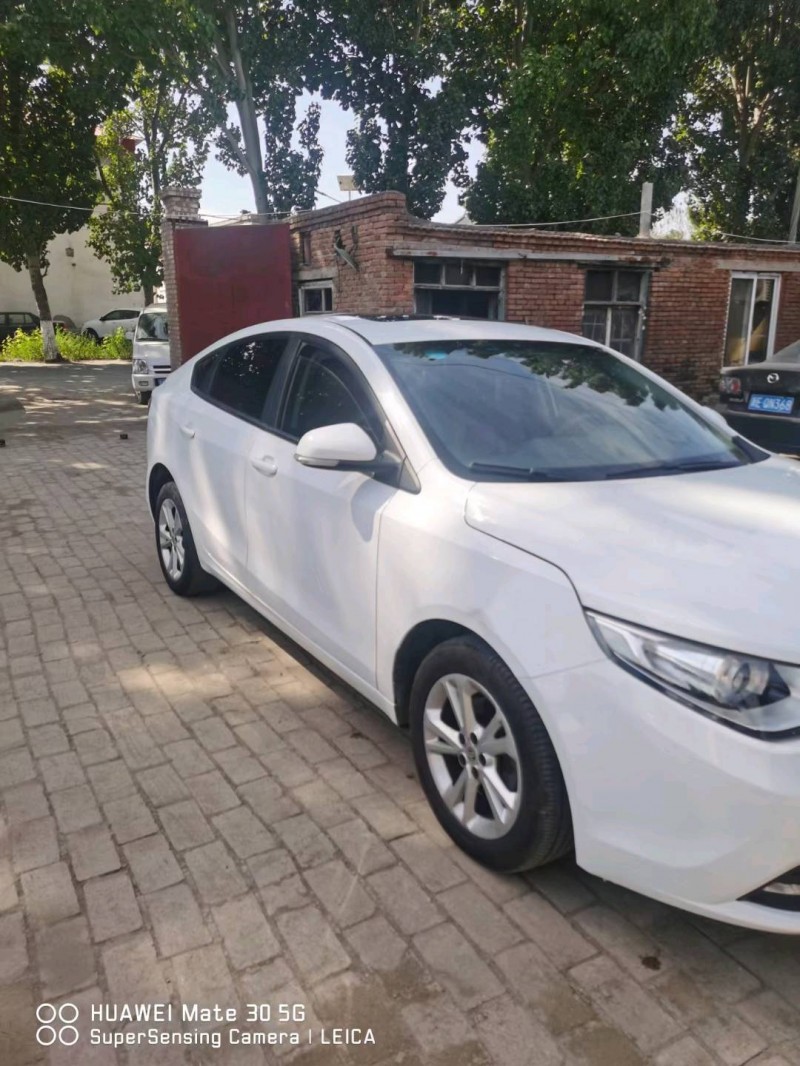 保定19年名爵锐行3