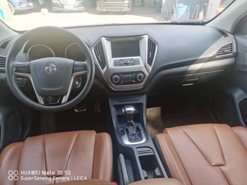 保定19年名爵锐行5